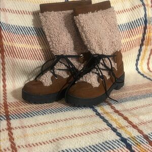 BAMBOO Brown and Cream Winter Boots